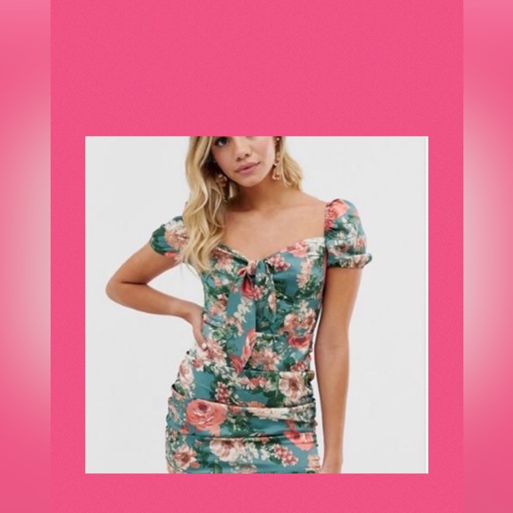 in the style tea party Dress Size 12👗👗😍😍run small maybe size 8